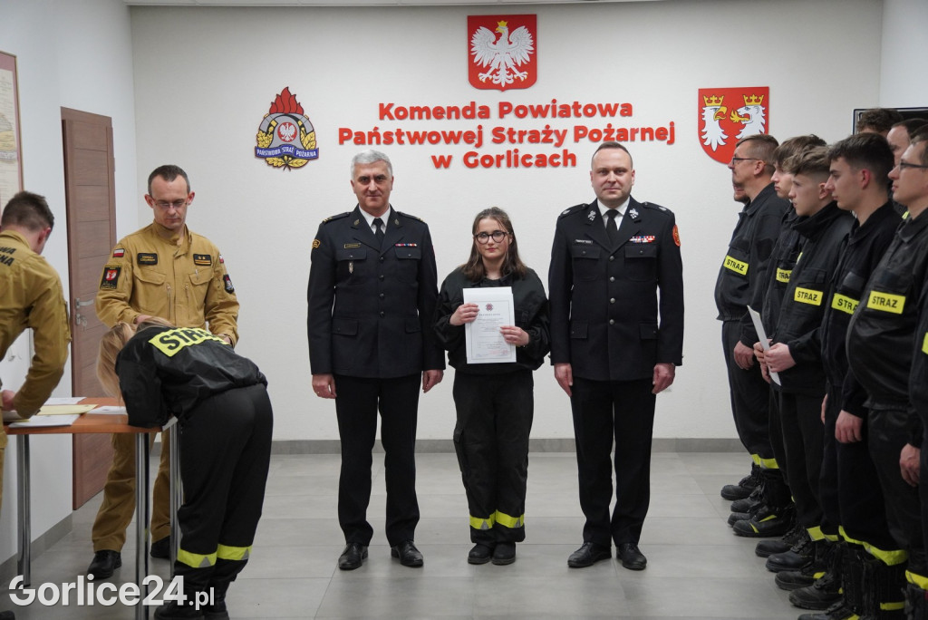 Przyrzeczenie 28 nowych druhen i druhów OSP (04.03.)