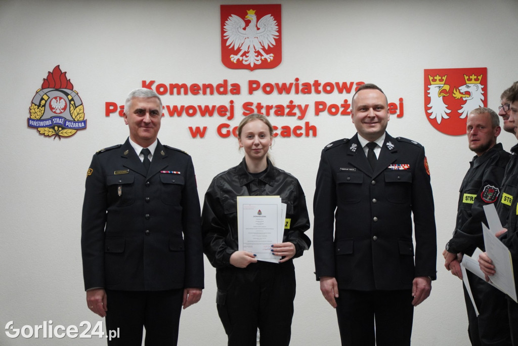 Przyrzeczenie 28 nowych druhen i druhów OSP (04.03.)