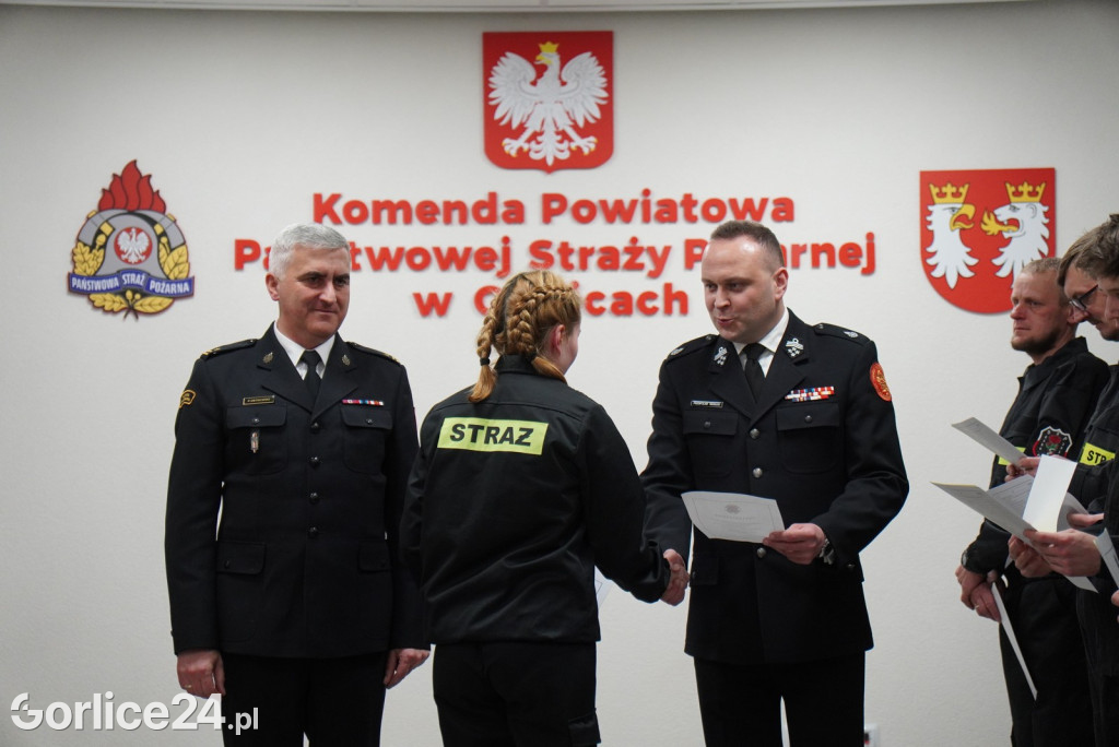 Przyrzeczenie 28 nowych druhen i druhów OSP (04.03.)