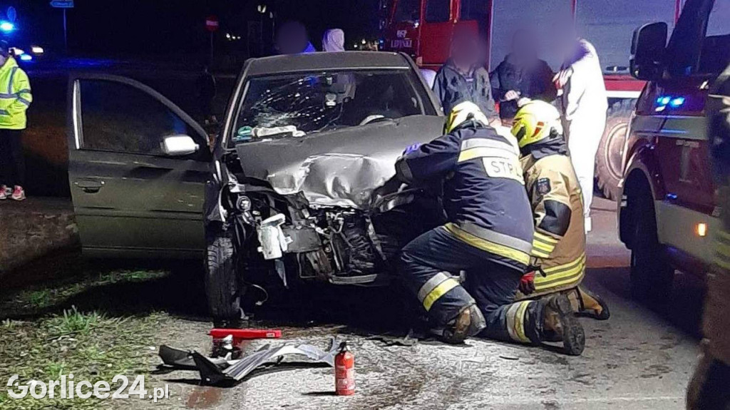 Zderzenie osobówek w centrum Lipinek (07.03.)