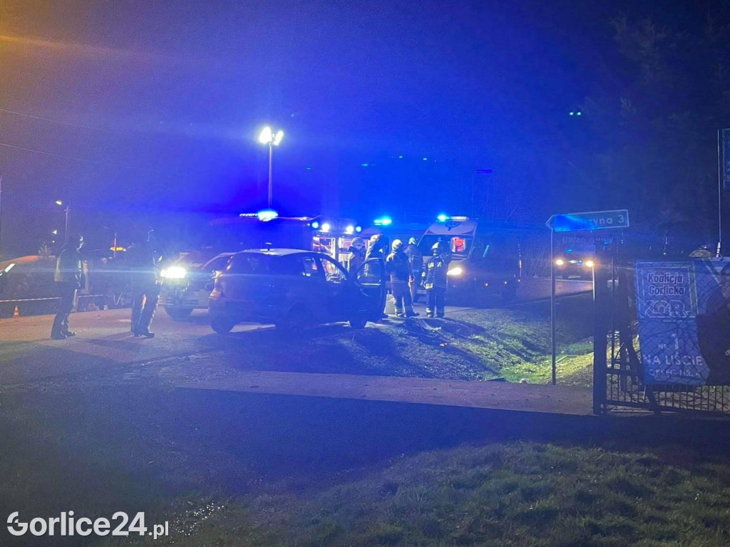 Zderzenie osobówek w centrum Lipinek (07.03.)