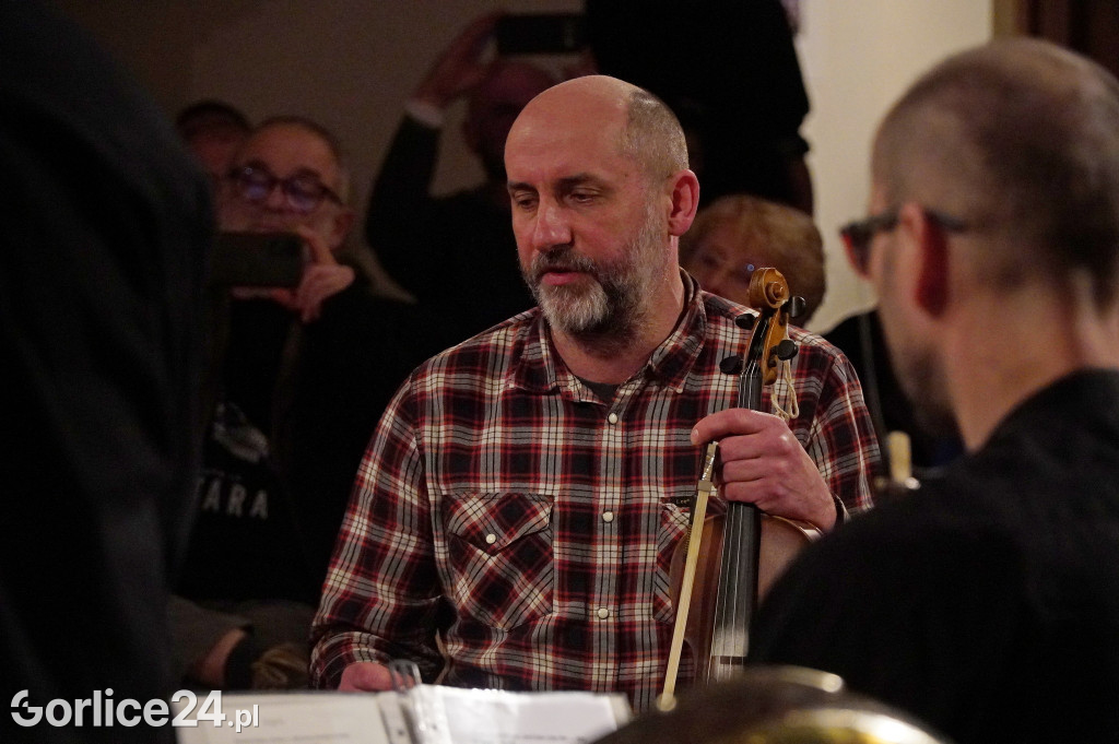 Koncert Memento Mori Dance Club w Kasztelu w Szymbarku (11.03)