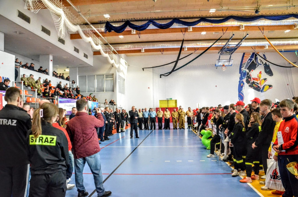 Wojewódzkie Halowe Zawody Sportowo-Pożarnicze w Łapczycy