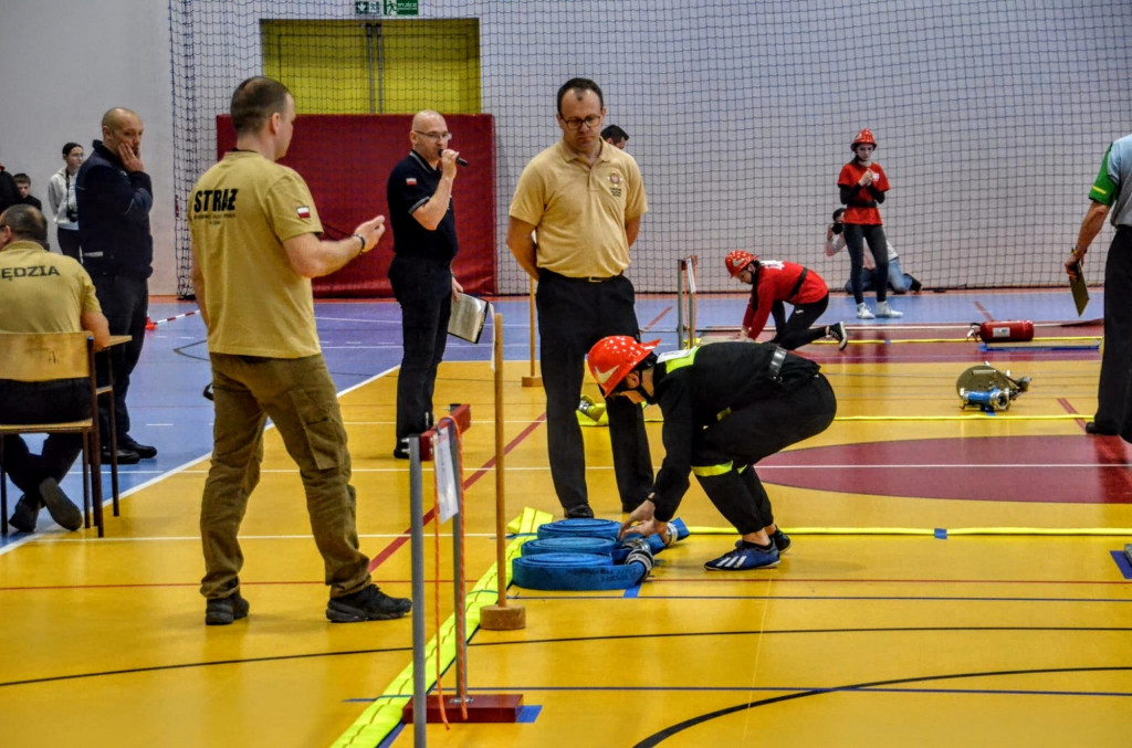 Wojewódzkie Halowe Zawody Sportowo-Pożarnicze w Łapczycy