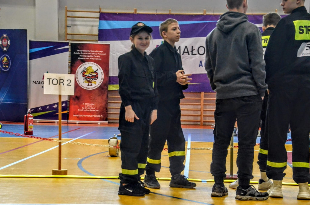 Wojewódzkie Halowe Zawody Sportowo-Pożarnicze w Łapczycy
