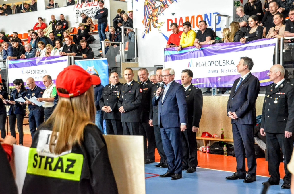 Wojewódzkie Halowe Zawody Sportowo-Pożarnicze w Łapczycy