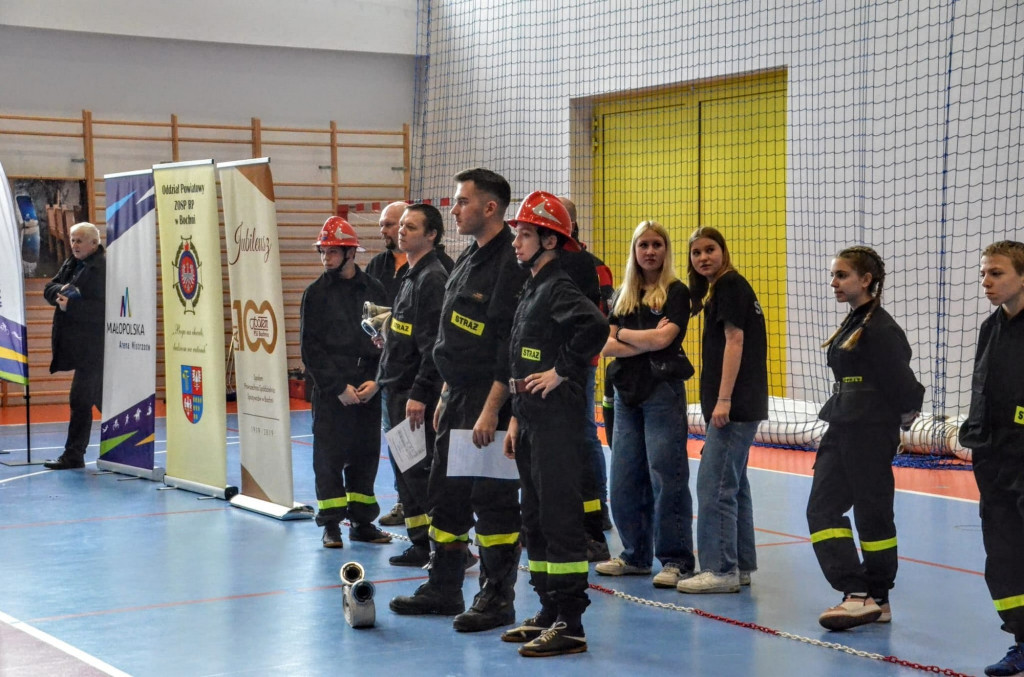 Wojewódzkie Halowe Zawody Sportowo-Pożarnicze w Łapczycy