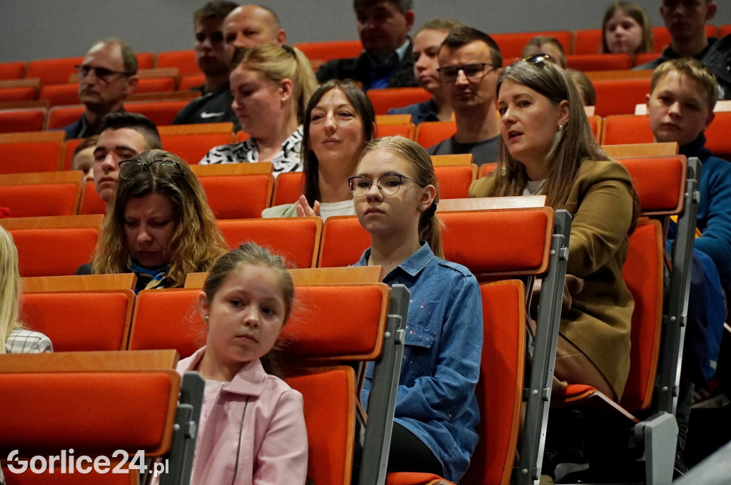 Eliminacje Powiatowe OTWP i nagrody za strażacki konkurs plastyczny