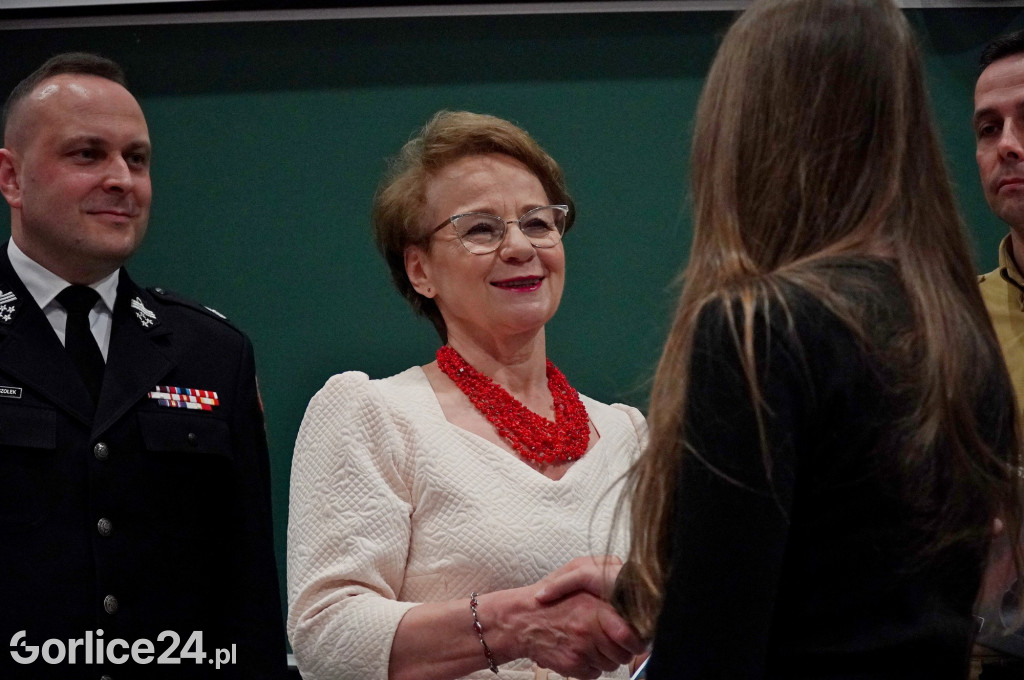 Eliminacje Powiatowe OTWP i nagrody za strażacki konkurs plastyczny