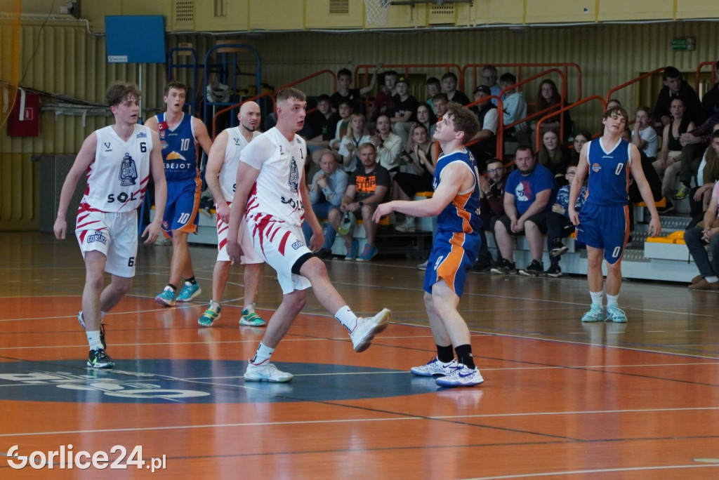 Turniej Koszykówki: MKS Gorlice - MUKS Piaseczno (12.04.)