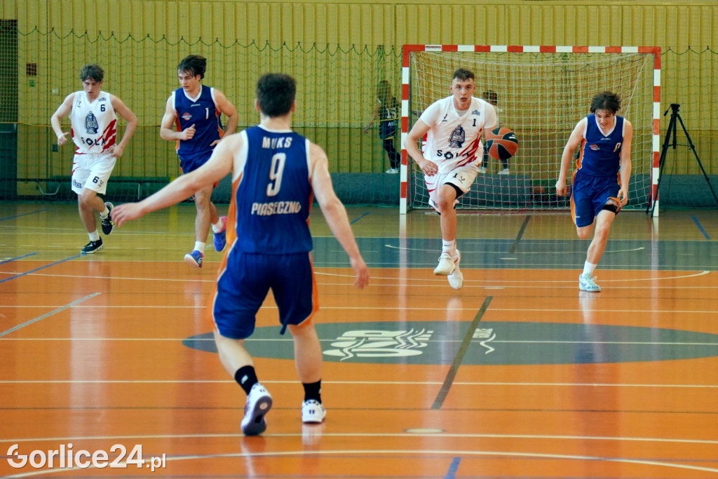 Turniej Koszykówki: MKS Gorlice - MUKS Piaseczno (12.04.)