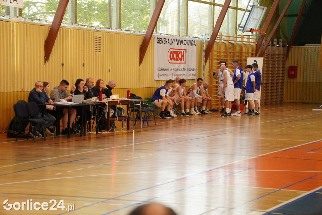 Turniej Koszykówki: MKS Gorlice - MUKS Piaseczno (12.04.)