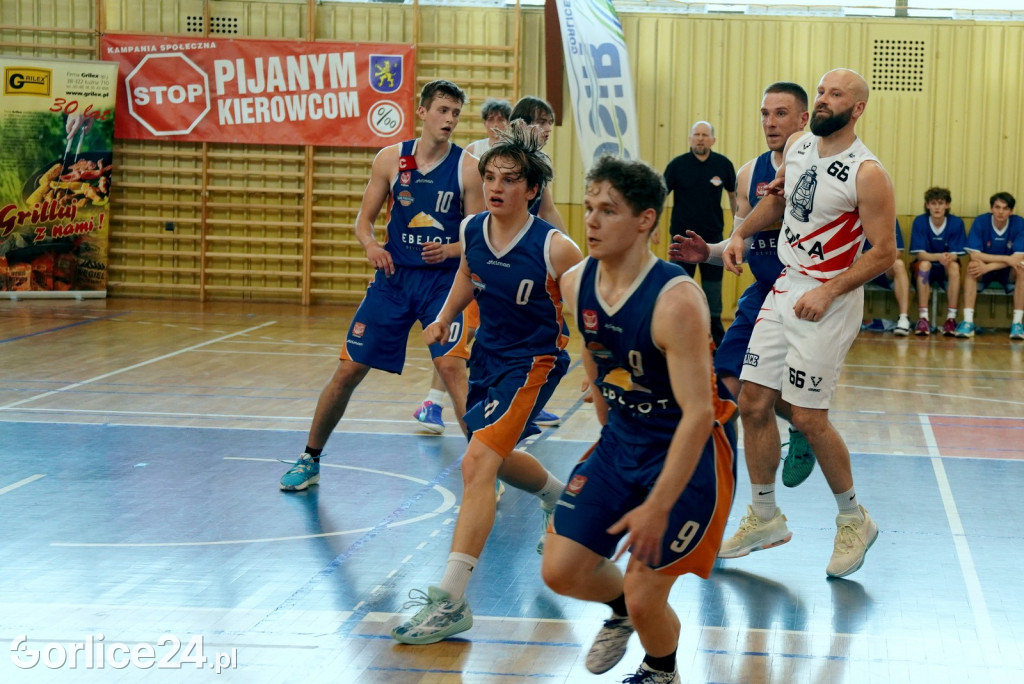 Turniej Koszykówki: MKS Gorlice - MUKS Piaseczno (12.04.)