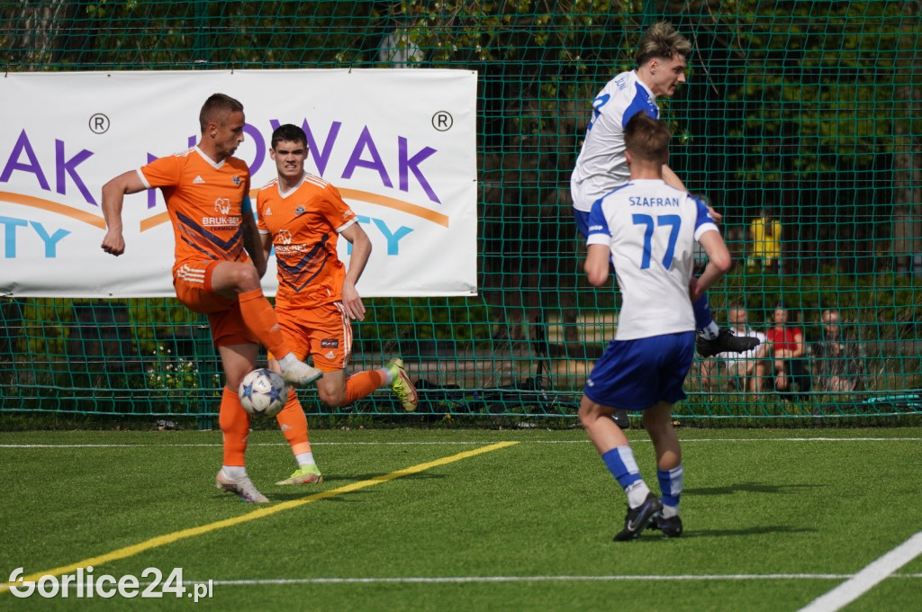 IV Liga: GKS Glinik - Termalica II Nieciecza (13.04.)