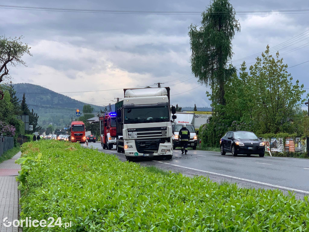 Kolizja w Ropicy Polskiej (15.04.)
