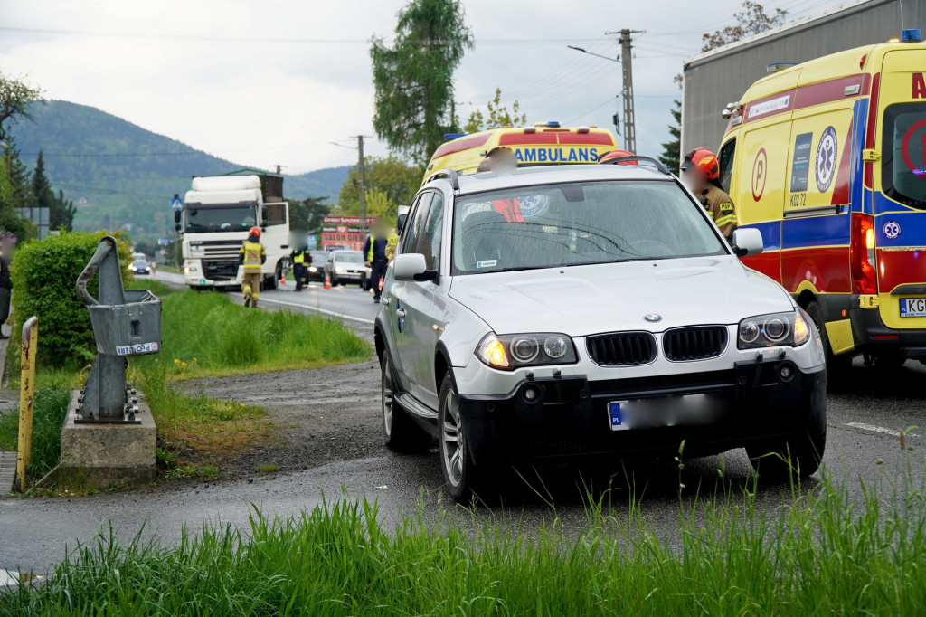 Kolizja w Ropicy Polskiej (15.04.)