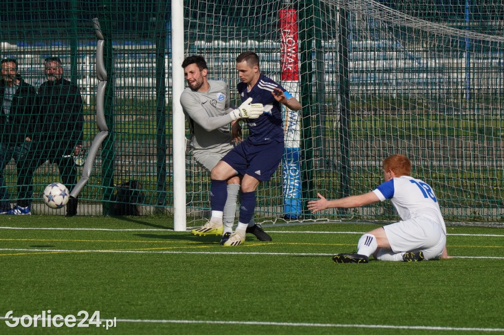 IV Liga: GKS Glinik - Niwa Nowa Wieś (27.04.)
