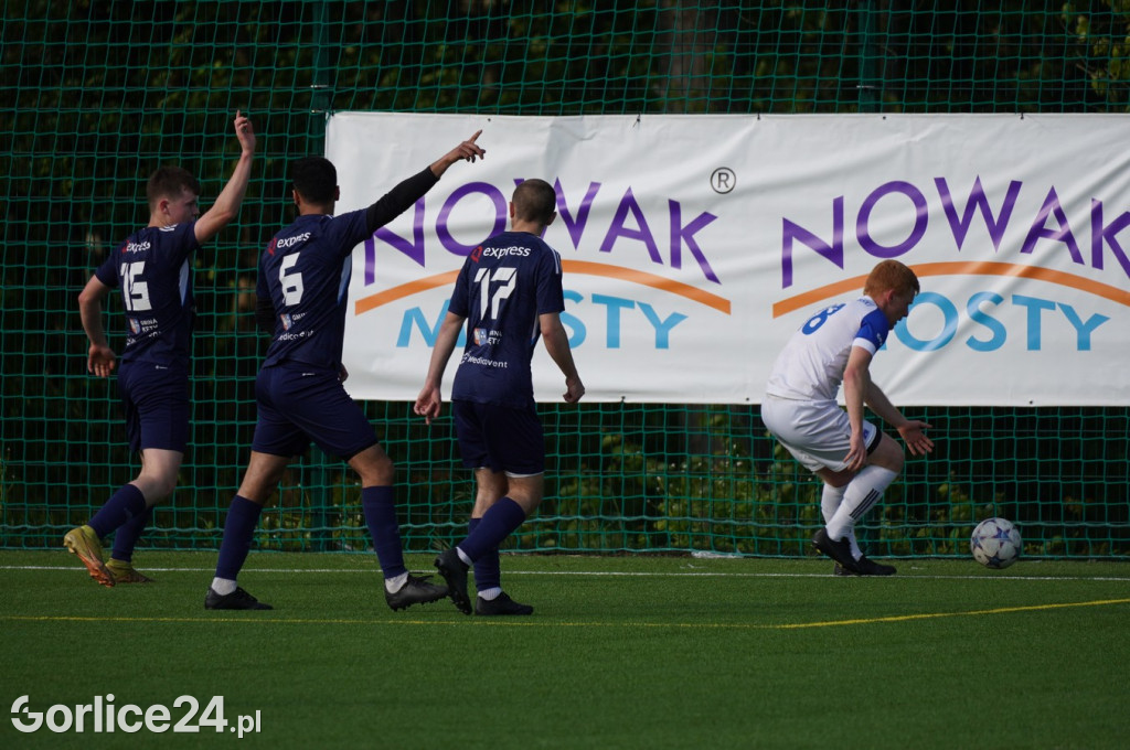 IV Liga: GKS Glinik - Niwa Nowa Wieś (27.04.)