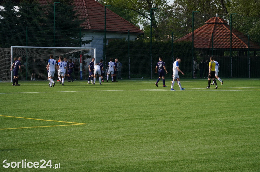 IV Liga: GKS Glinik - Niwa Nowa Wieś (27.04.)