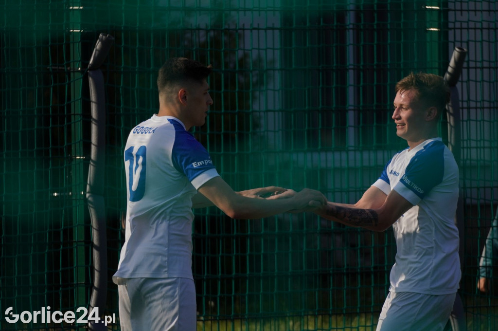 IV Liga: GKS Glinik - Niwa Nowa Wieś (27.04.)