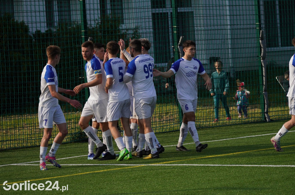 IV Liga: GKS Glinik - Niwa Nowa Wieś (27.04.)