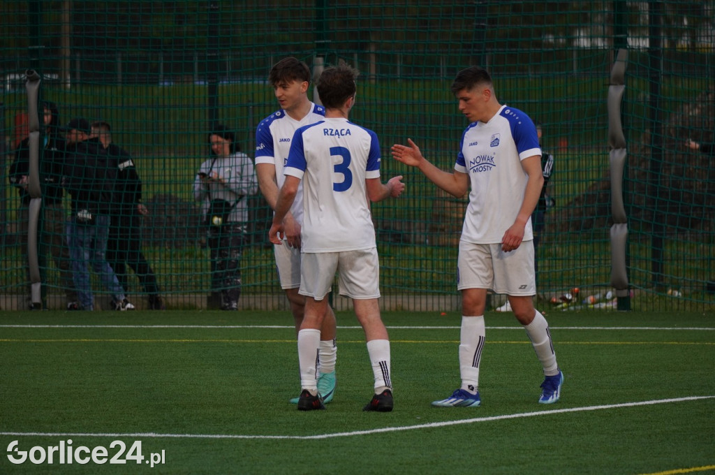 IV Liga: GKS Glinik - Niwa Nowa Wieś (27.04.)