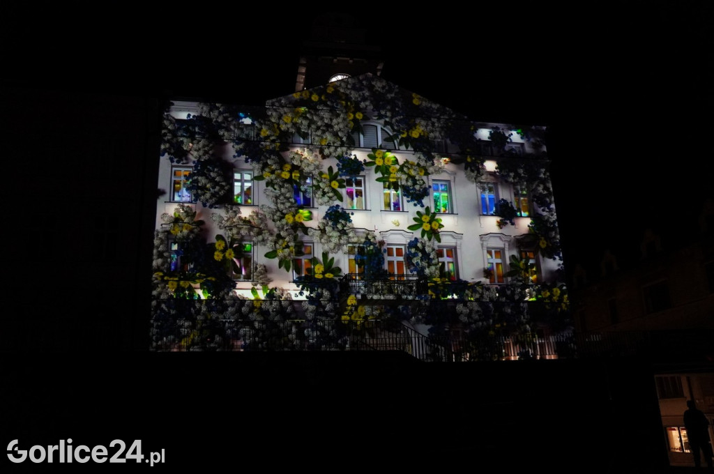 Patriotyczne śpiewanie i Mapping 3D na Ratuszu (01.05.)