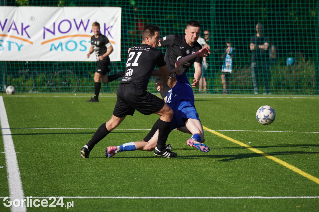 IV Liga: GKS Glinik Gorlice - Unia Oświęcim (04.05.)