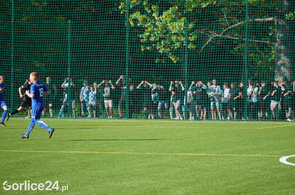 IV Liga: GKS Glinik Gorlice - Unia Oświęcim (04.05.)