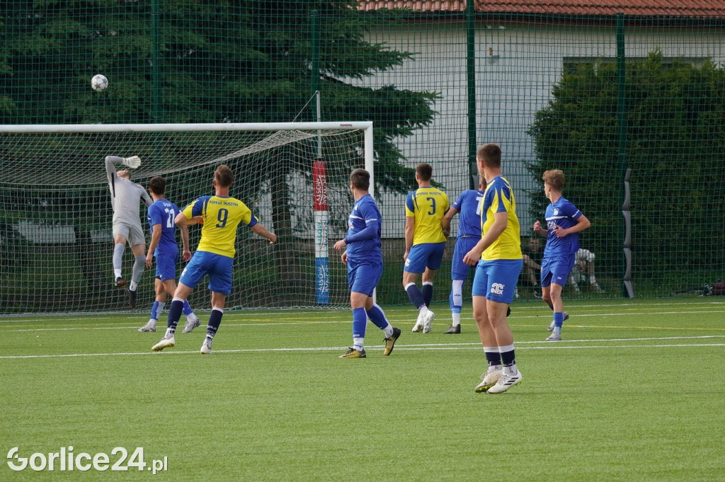 IV Liga: Glinik Gorlice : Poprad Muszyna (18.05.)
