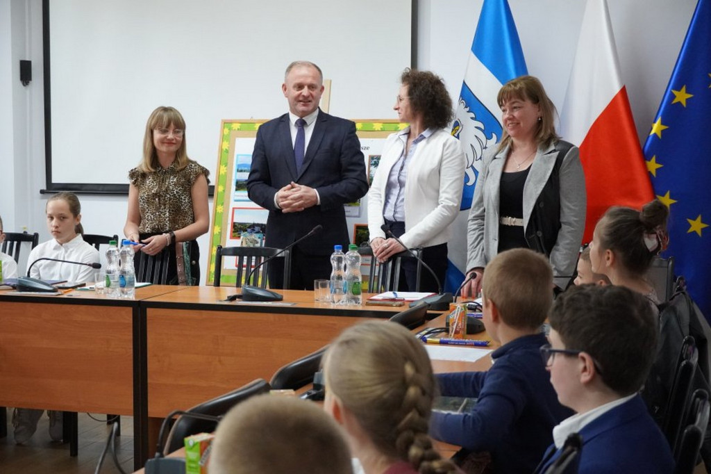 Pędzlem i piórem o tej, która sercu najbliższa