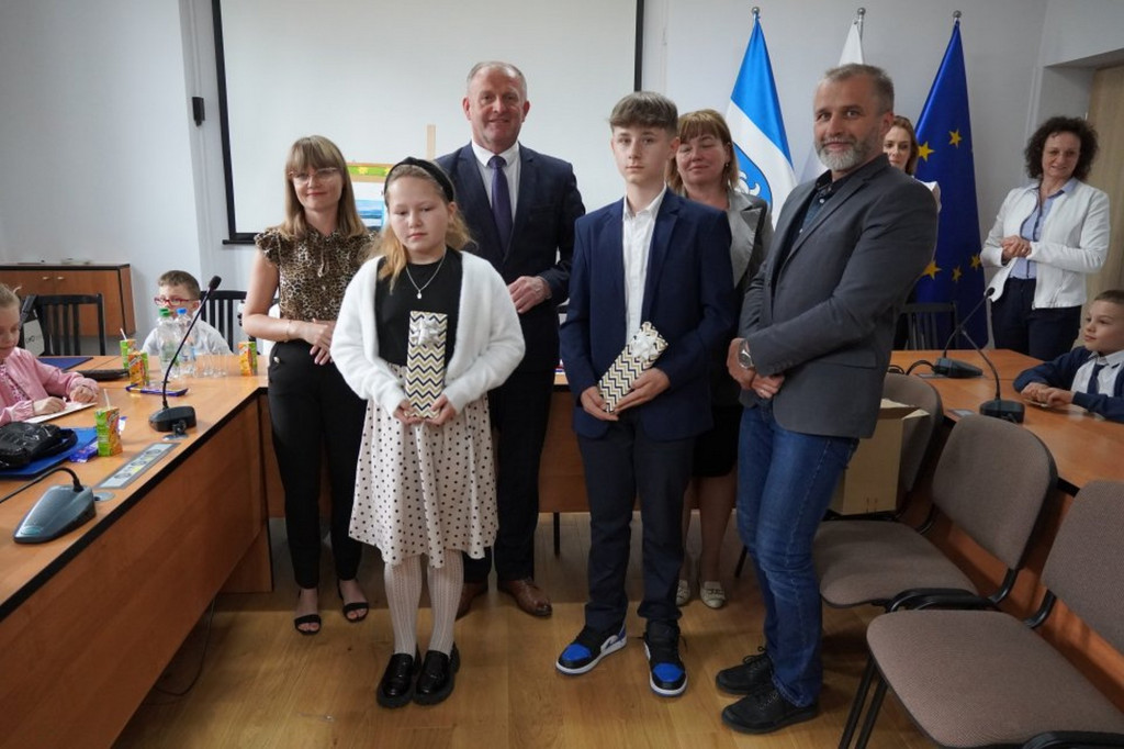Pędzlem i piórem o tej, która sercu najbliższa