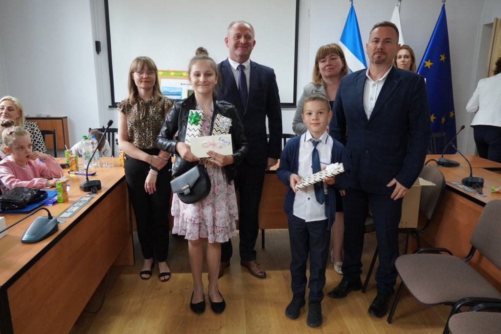 Pędzlem i piórem o tej, która sercu najbliższa