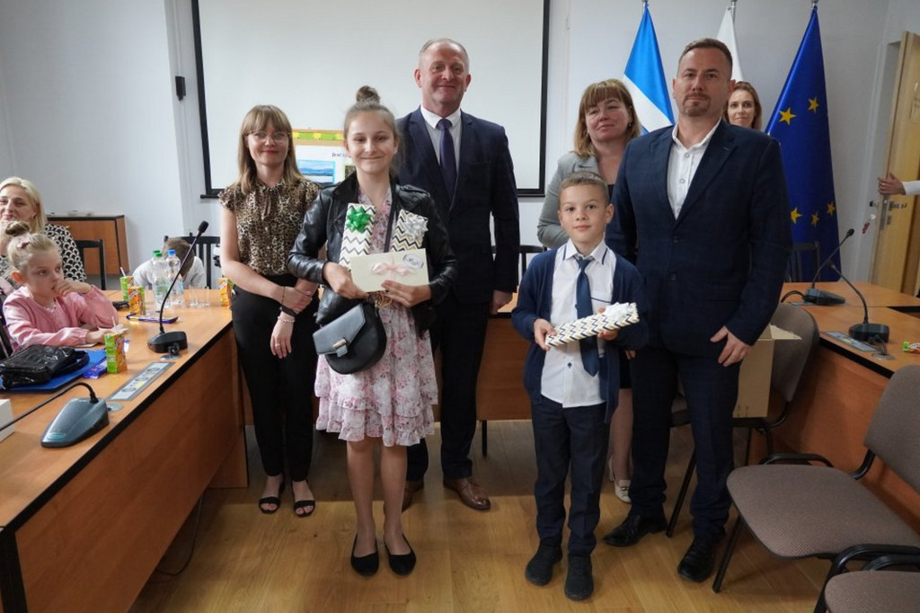 Pędzlem i piórem o tej, która sercu najbliższa