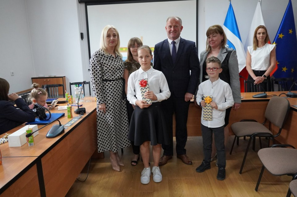 Pędzlem i piórem o tej, która sercu najbliższa