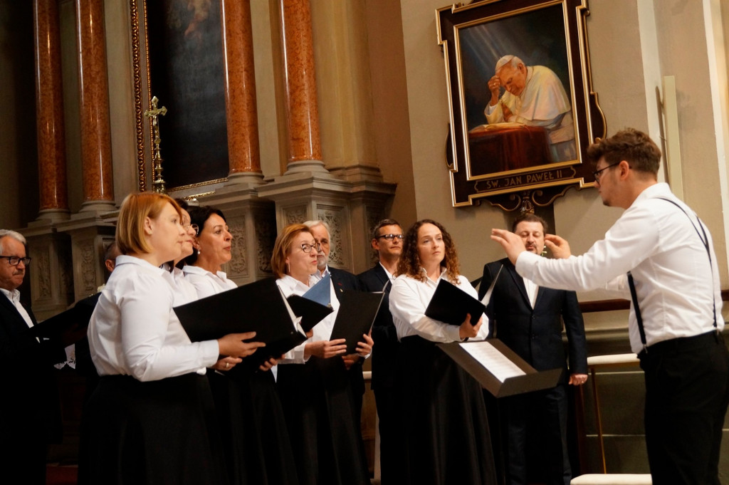 Koncert chóru Belfersingers w Bazylice Mniejszej