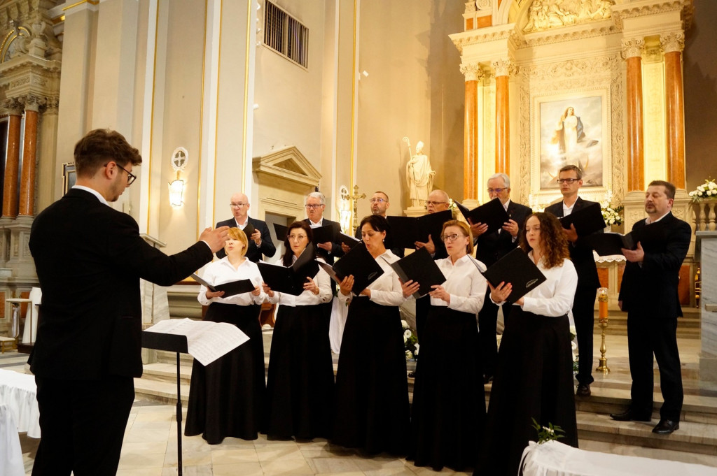 Koncert chóru Belfersingers w Bazylice Mniejszej