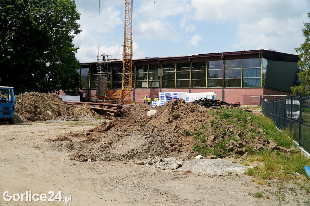 Remont odkrytego basenu w Gorlicach (30.05.)