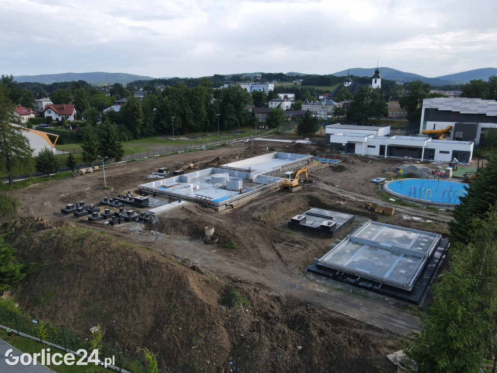 Remont odkrytego basenu w Gorlicach (30.05.)