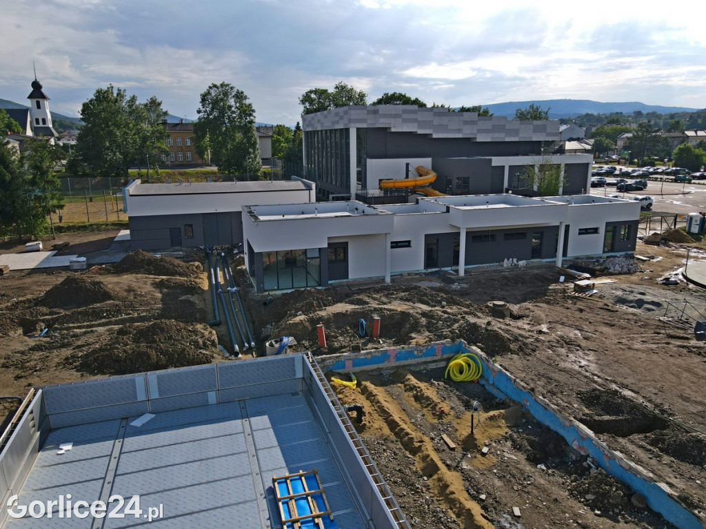 Remont odkrytego basenu w Gorlicach (30.05.)