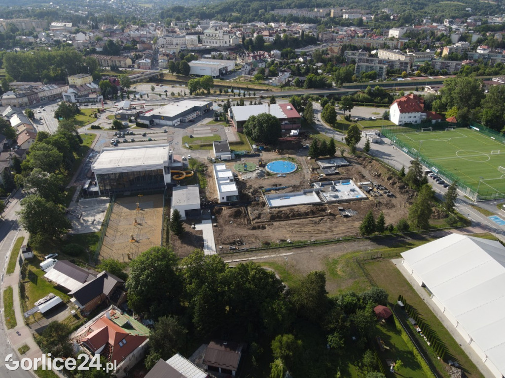 Remont odkrytego basenu w Gorlicach (30.05.)