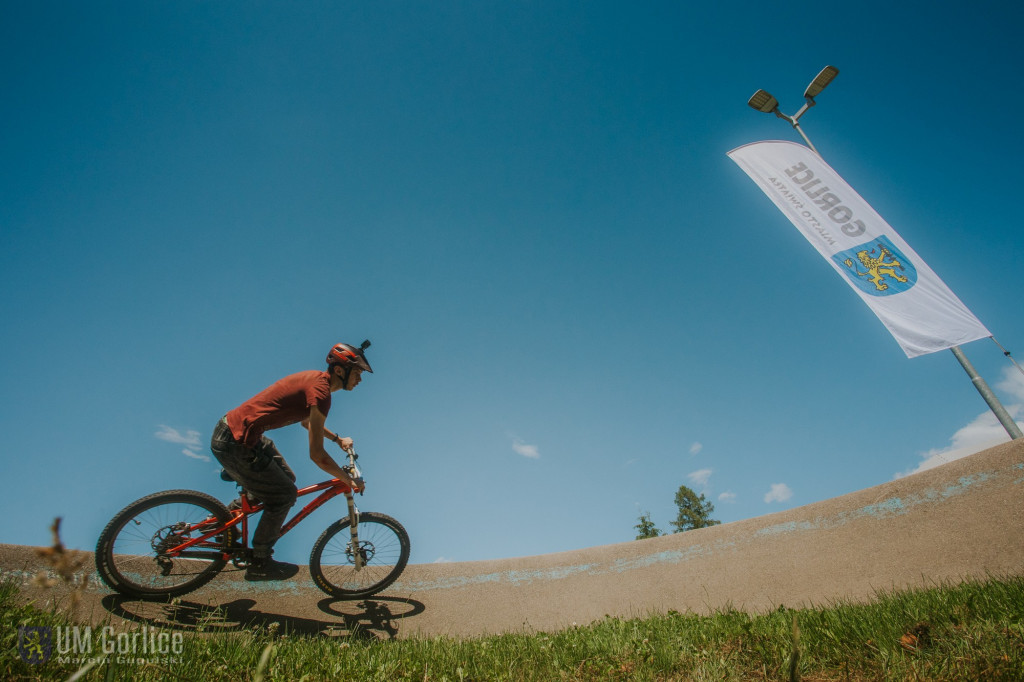 Zawody rowerowe na gorlickim pumptracku