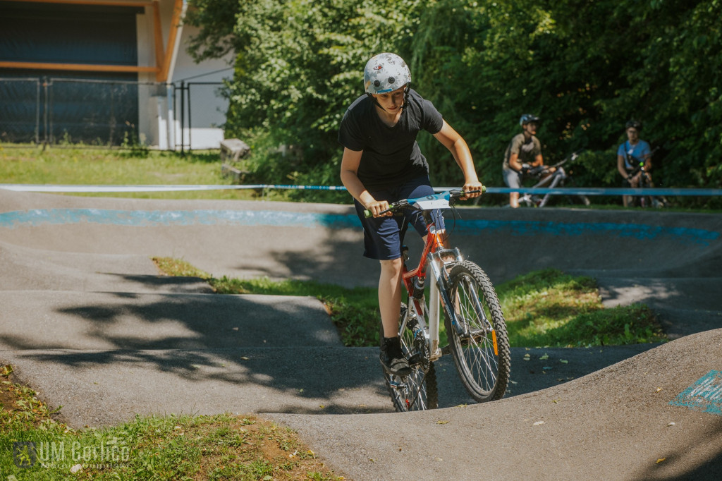 Zawody rowerowe na gorlickim pumptracku