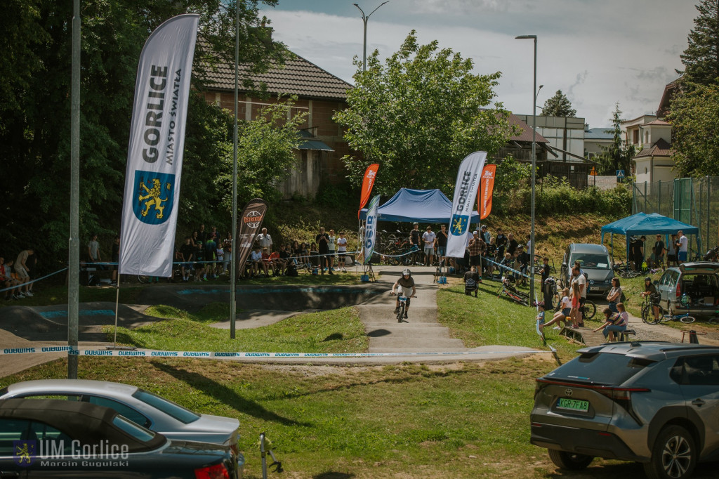 Zawody rowerowe na gorlickim pumptracku
