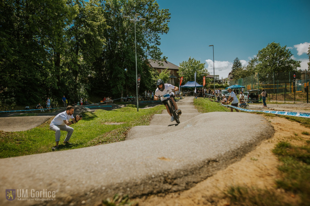 Zawody rowerowe na gorlickim pumptracku