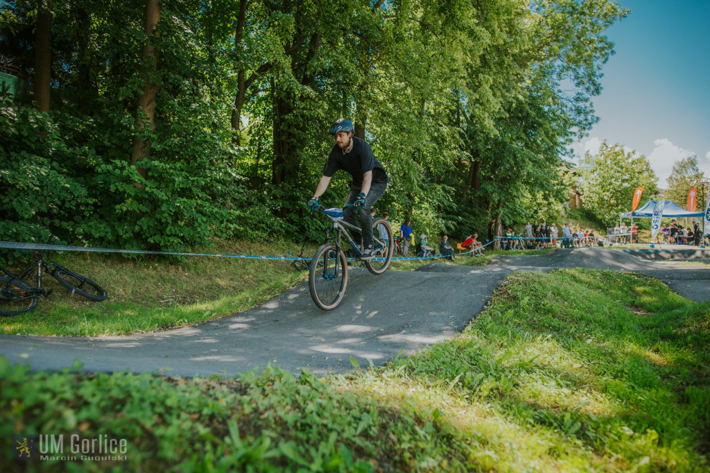 Zawody rowerowe na gorlickim pumptracku