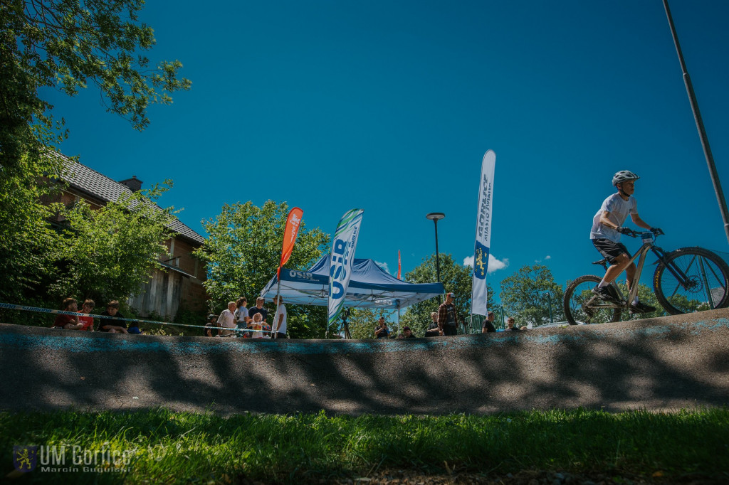 Zawody rowerowe na gorlickim pumptracku