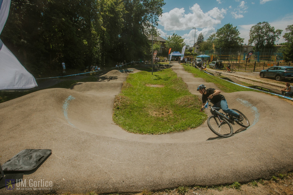 Zawody rowerowe na gorlickim pumptracku