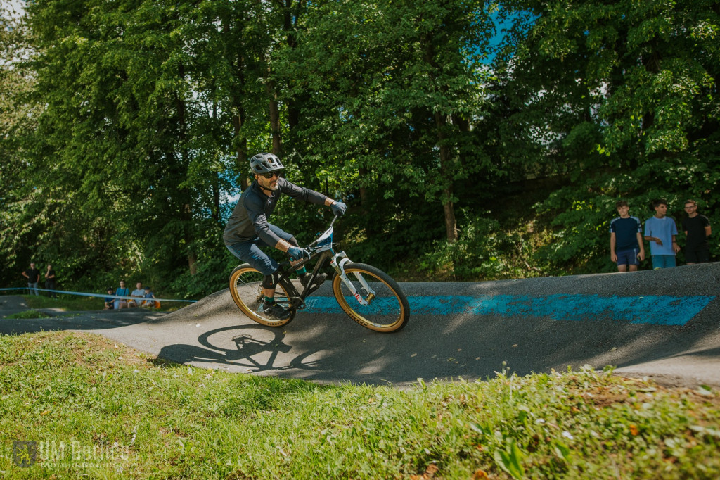 Zawody rowerowe na gorlickim pumptracku