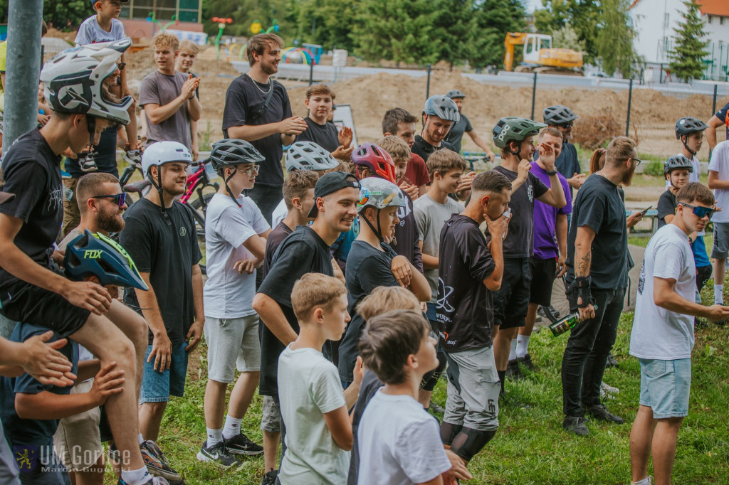 Zawody rowerowe na gorlickim pumptracku